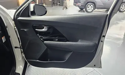Kia Niro 2020, 124967 км, за 9584.88 USD - фото 25
