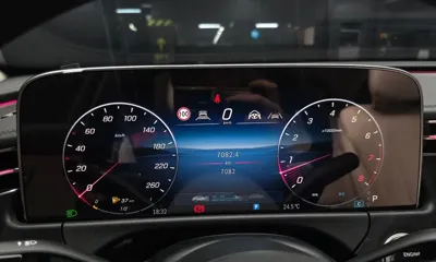 Mercedes-Benz E-Class 2025, 7082 км, за 42019.57 USD - фото 8