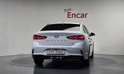 Hyundai Sonata 2018, 150254 км, за 5659.65 USD