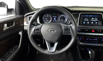 Hyundai Sonata 2018, 150254 км, за 5655.59 USD - фото 13
