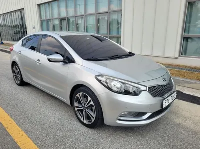 Kia K3 2013, 117520 км, за 3085.2 USD