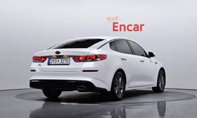 Kia K5 2019, 157443 км, за 5525.58 USD