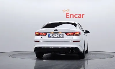 Kia K5 2019, 157443 км, за 5525.58 USD