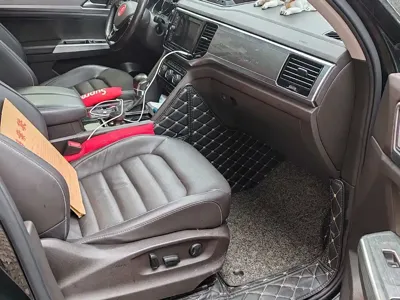 Volkswagen Teramont 2019, 38000 км, за 15759.32 USD