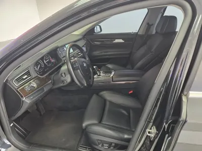 BMW 7-Series 2011, 212374 км, за 5135.54 USD - фото 12