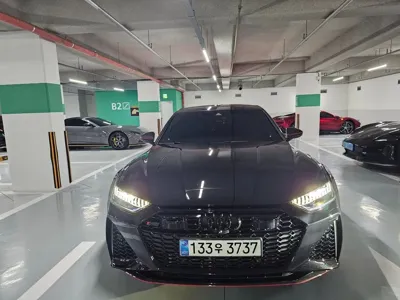 Audi RS7 2025, 947 км, за 109705.97 USD