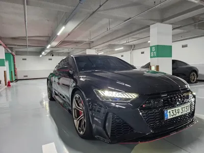 Audi RS7 2025, 947 км, за 109705.97 USD - фото 11