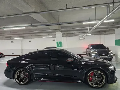 Audi RS7 2025, 947 км, за 109705.97 USD - фото 13