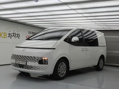 Hyundai Staria · 2022 год