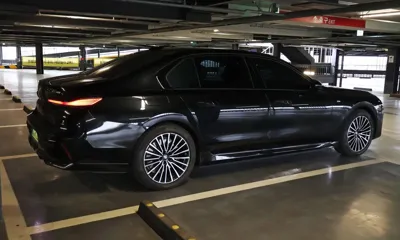 BMW i7 2023, 31700 км, за 79286.41 USD