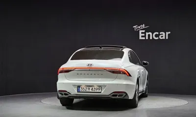 Hyundai Grandeur 2021, 127748 км, за 15951.16 USD