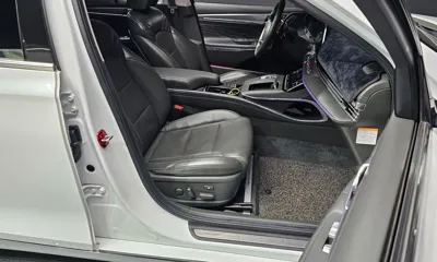 Hyundai Grandeur 2021, 127748 км, за 15807.98 USD - фото 10