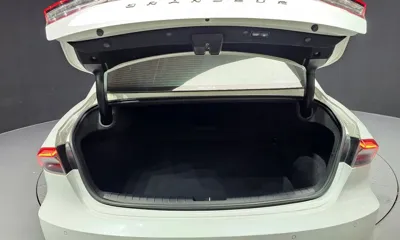 Hyundai Grandeur 2021, 127748 км, за 15807.98 USD - фото 31