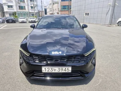Kia K5 2022, 93747 км, за 10097.73 USD