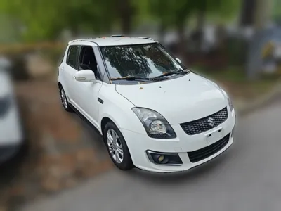 Suzuki Swift 2014, 63900 км, за 6022 USD