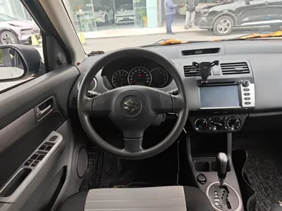 Suzuki Swift 2014, 63900 км, за 6022 USD - фото 9