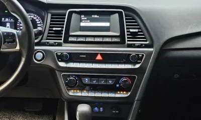 Hyundai Sonata 2018, 136206 км, за 5525.58 USD - фото 14