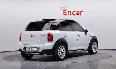 MINI Countryman 2016, 81298 км, за 5616.12 USD