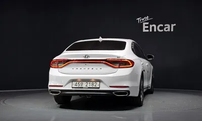 Hyundai Grandeur 2017, 58355 км, за 10510.32 USD
