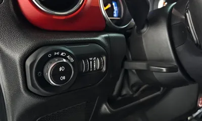 Jeep Wrangler 2023, 23433 км, за 31934.71 USD - фото 20
