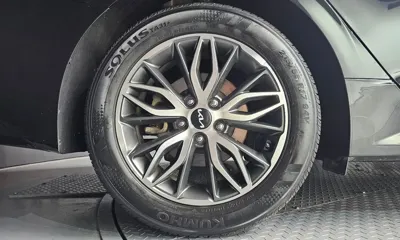 Kia K5 2023, 109902 км, за 17781.61 USD