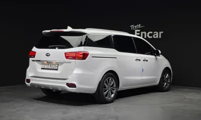 Kia Canival 2019, 183301 км, за 6423.84 USD