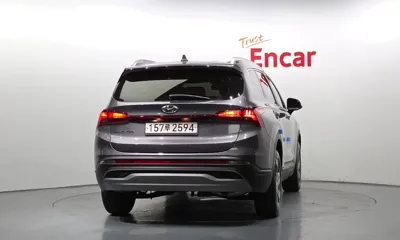 Hyundai Santafe 2022, 29006 км, за 16738.87 USD