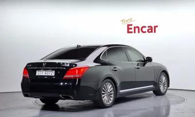 Hyundai Equus 2014, 120358 км, за 8342.09 USD