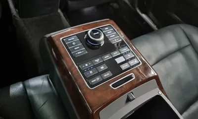 Hyundai Equus 2014, 120358 км, за 8342.09 USD - фото 19