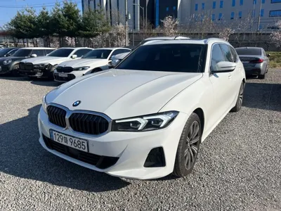 BMW 3-Series · 2025 год