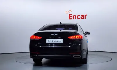 Hyundai Genesis 2014, 144981 км, за 5795.4 USD