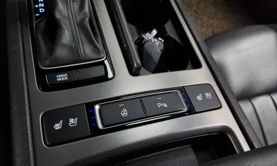 Hyundai Genesis 2014, 144981 км, за 5785.61 USD - фото 17