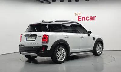 MINI Countryman 2019, 58624 км, за 12800.32 USD