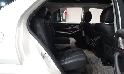 Mercedes-Benz GLE-Class 2022, 50882 км, за 44308.78 USD - фото 11