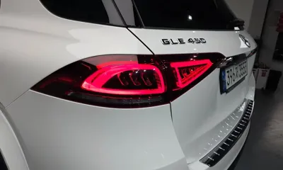 Mercedes-Benz GLE-Class 2022, 50882 км, за 44308.78 USD - фото 23
