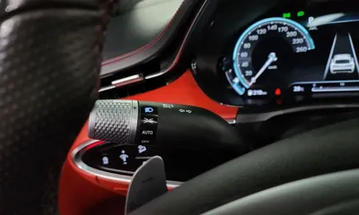 Genesis GV70 2021, 73122 км, за 24418.82 USD - фото 28