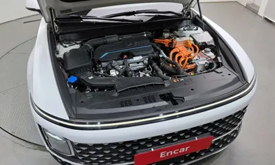 Hyundai Grandeur 2023, 37992 км, за 22843.64 USD - фото 6