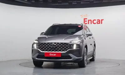 Hyundai Santafe 2023, 23885 км, за 19821.6 USD