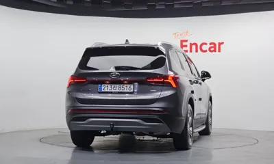 Hyundai Santafe 2023, 23885 км, за 19821.6 USD