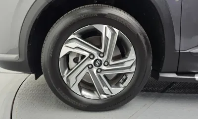 Hyundai Santafe 2023, 23885 км, за 19821.6 USD