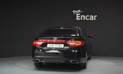 Hyundai Grandeur 2017, 148893 км, за 5684.83 USD