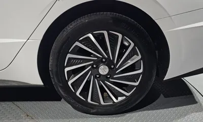 Hyundai Sonata 2021, 52150 км, за 13993.61 USD - фото 21