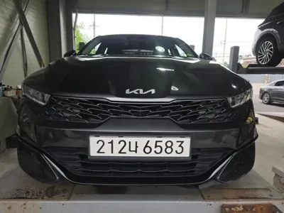 Kia K5 · 2023 год