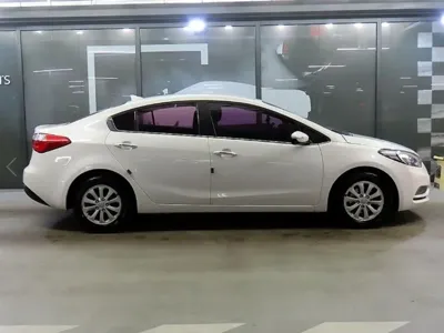 Kia K3 2013, 112508 км, за 2379.69 USD