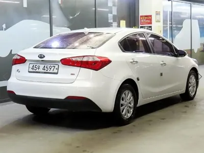 Kia K3 2013, 112508 км, за 2379.69 USD