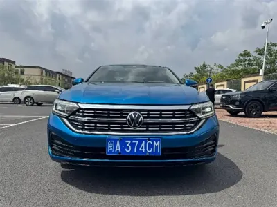 Volkswagen Sagitar 2022, 34000 км, за 16303.39 USD