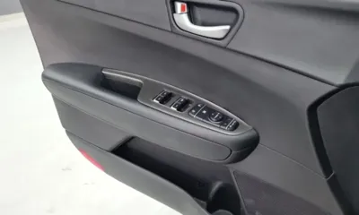 Kia K5 2020, 102176 км, за 7601.8 USD - фото 12