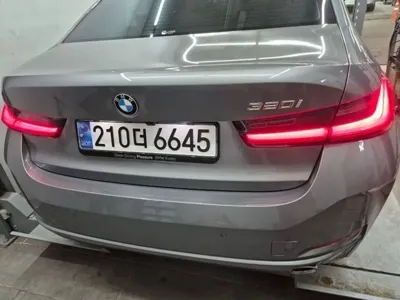 BMW 3-Series 2024, 24921 км, за 19627.15 USD