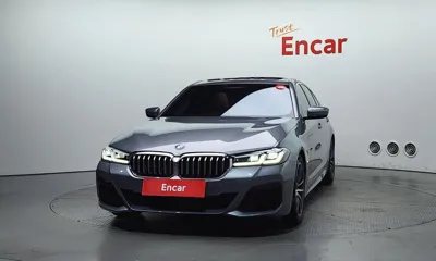 BMW 5-Series 2023, 51198 км, за 27036.33 USD - фото 3