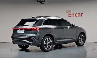 Audi Q5 2025, 876 км, за 50873.05 USD